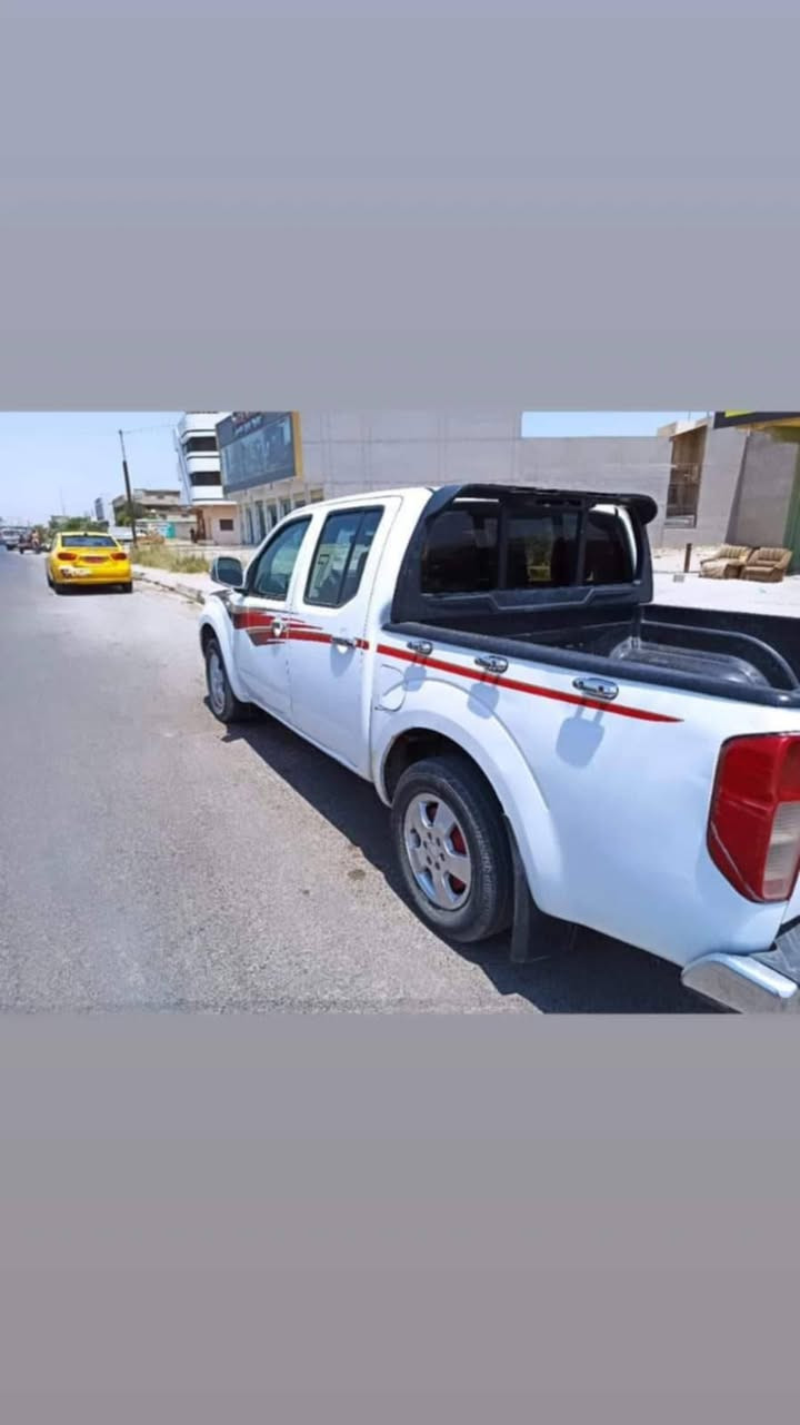 السلام عليكم سياره نيفاره موديل9رقم دهوك لبيع بيها ٣قطع تبديل سعر ٦٥عليه غرمات ٣٥٠الف ينزل من سعر  مكان سياره فايده شرط تحويل *********** /***********
