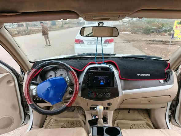 سيارة شيري تيجو 2012 لون ابيض رقم كربلاء كير ميكانيكي بأسمي محرك 2000بيها هلال جاملغ صبغ صغيرة تحويل ثاني يوم مشروع وطني 60 وبيها مجال شاشه ***********
