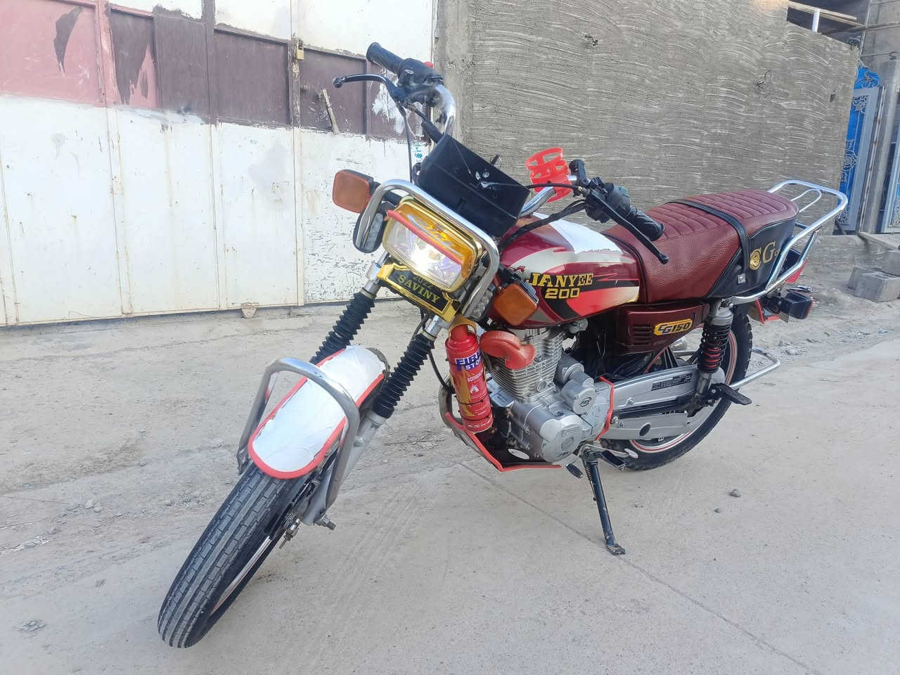 جاباني خمسه گير للبيع
گير محرك بشرط كبس مامفتوح 
لاصرف لا بخار 
نگره سلف يشتغل 
كهربائيات كله شغال بشرط 
نشاط فول ماشاءالله 
سعره 365وبي مجال قليل للطيبين 
***********
