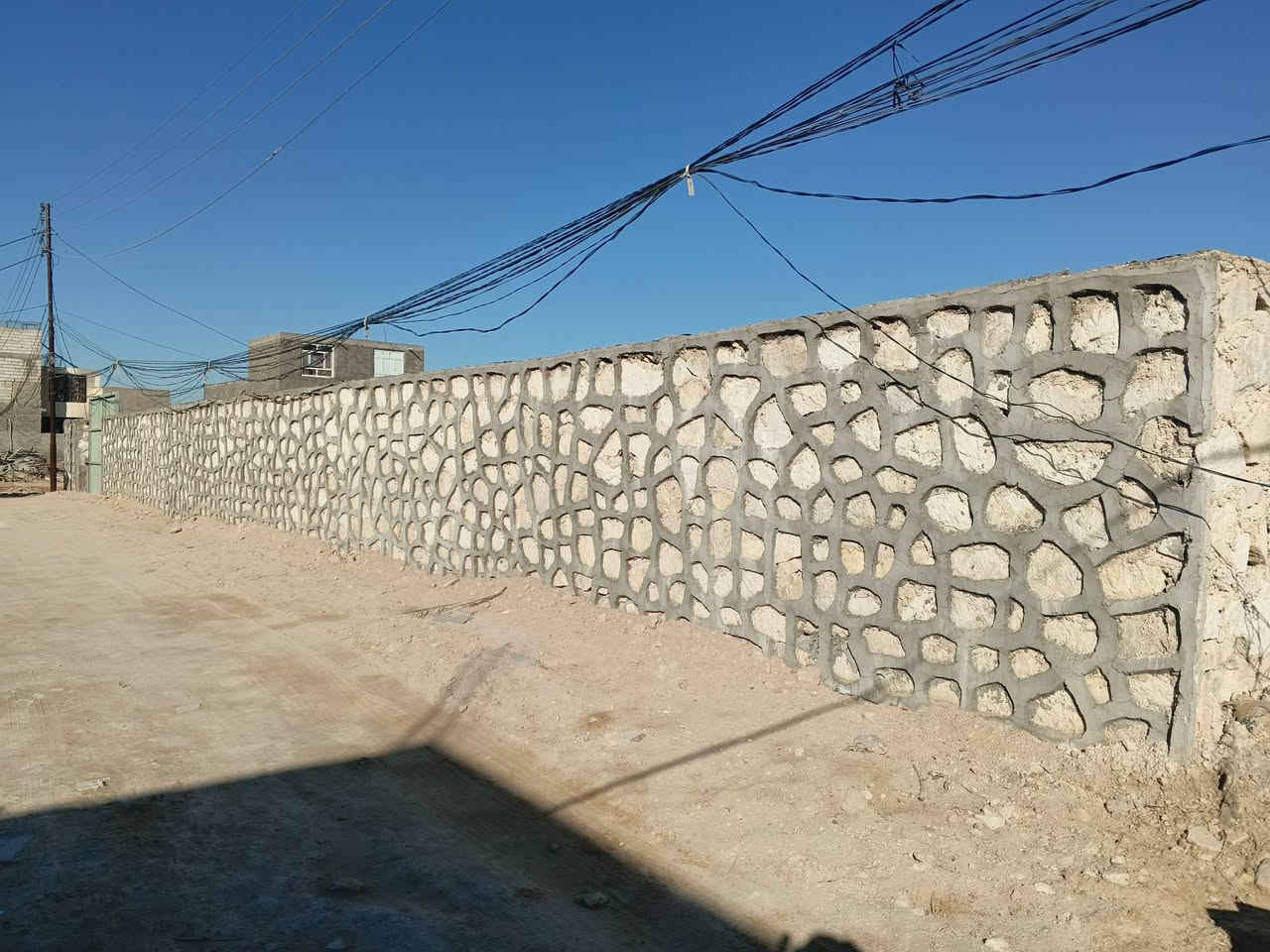 عرصه 400متر للبيع
وجه 29متر ونزال 14متر 

وبيها ماء وكهرباء 

طابو زراعي سند 25 

انذار محكمه بسمي 

الكوفه علوة الفحل 

للاستفسار ***********
