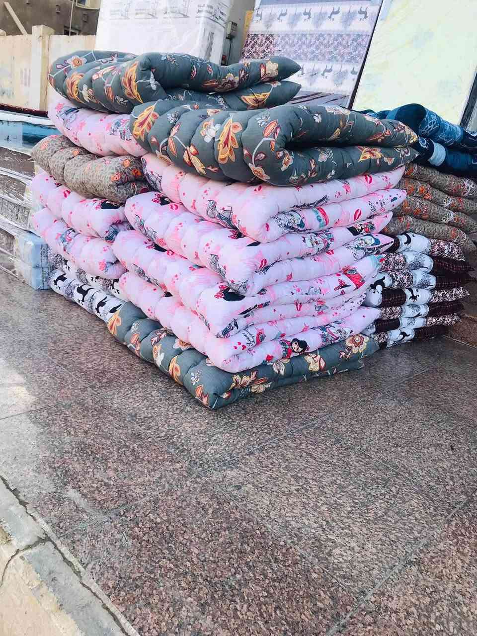 معمل المرتظى للديباج يوجد لدينا كافه انواع الديباج جودليات حسب الطلب والوزن والمخده حسب الطلب ولوزن ومنادر الاطفال بكافة انواعها وجميع القياسات مستعدون لتجهيز كافة انواع محلات والحسينيات للجمله والمفرد العنوان ميسان قطاع 28 شارع السوق مقابل منتجات الكفيل 
للطلب 
***********
