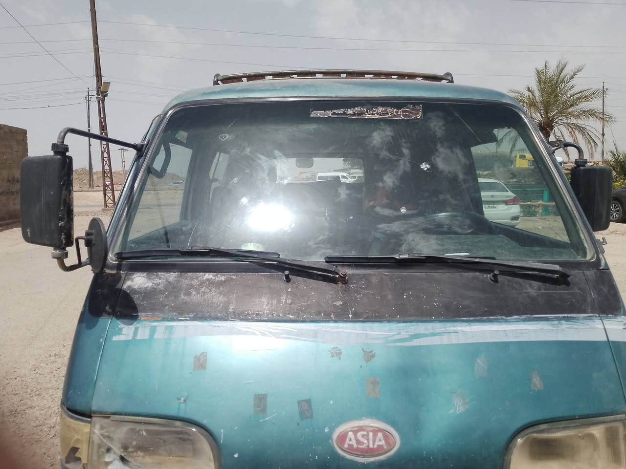 للبيع كيا اسيا موديل 96 رقم بغداد محرك وكير مكفول اتصل وبيك خير وتدلل رقم صاحب السياره ***********
