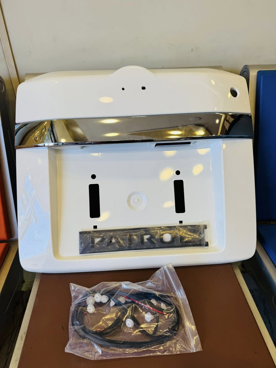 على بركة الله 💡💚
وصول وجبة جديدة 💣🔥
قطع غيار نيسان باترول سفاري +بلاتنيوم ✅🇯🇵
متوفرر منشأة 🇲🇾ماليزي 
متوفرر منشأة 🇹🇭تايلندي 
متوفرر منشأة 🇯🇵ياباني 
متوفرر وارد أماراتي ✅
العنوان 📍:بغداد الكرادة شارع 52مال مولدات 
الاتصال ☎️:محمد ***********
🚛(متوفرر توصيل لجميع المحافضات )🚚
