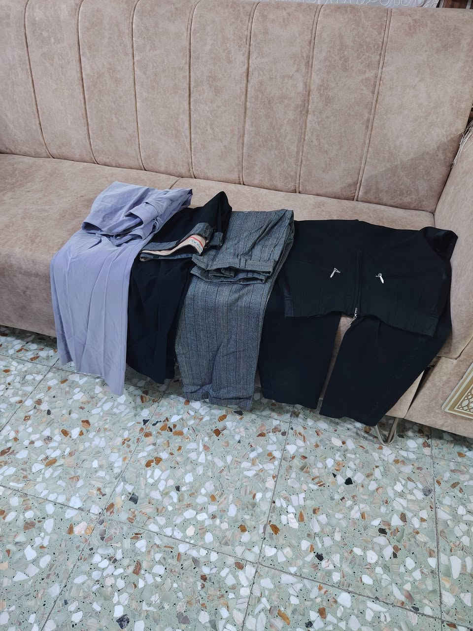 تنزيلات تنزيلات جوه السوك الكميه محدودة بنات القطعه ب٣  وكل ٢ب٥


**إذا كنت صاحب هذا الإعلان وتريد حذفه لأي سبب، رجاءا أرسل رسالة إلى الدعم الفني**