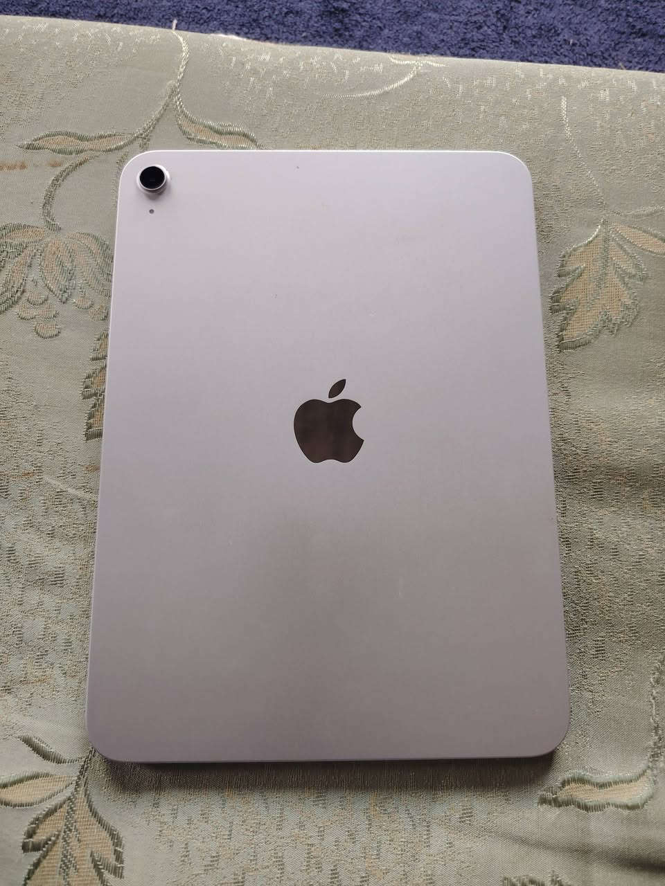 للبيع ايباد 11عادي مستخدم شهرين 
بعده بكارتونه وشاحنته الاصليه ويا مكاني صلاح الدين


**إذا كنت صاحب هذا الإعلان وتريد حذفه لأي سبب، رجاءا أرسل رسالة إلى الدعم الفني**