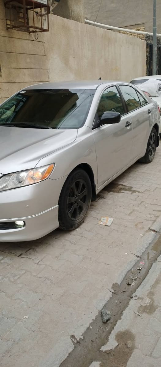 كامري لون سلفري موديل 2007مواصفات السياره تحكم ستيرن شاشه لمس كيراوتوماتك ويل كب اسود حساسات  وكامراه خلفيه محرك وكسر مكفولات السياره جاهزه كلش مابيهه اي نقص السنويه باسمي رقم بصره اربع ارقام مميزه السعر 98 وبيهه مجال رقم التلفون ***********العنوان بصره الجزائر قرب جامع اولاد عامر
