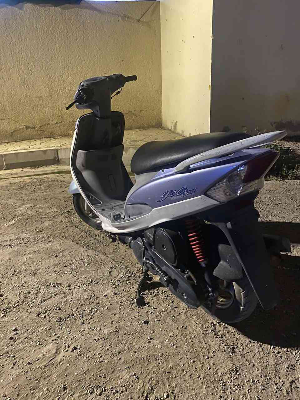 دراجة ماكس منغولي للبيع دراجة   نضيفة و حلوة الكفرات جدا نضيفة و كلهن ختم واحد دراجة جديدة او استعمال جدا قليل كهرباء كلها شغالة مكينة ناعمة 
السعر :- 600 الف 
مكاني :- ديالى المقدادية حي المعلمين


**إذا كنت صاحب هذا الإعلان وتريد حذفه لأي سبب، رجاءا أرسل رسالة إلى الدعم الفني**