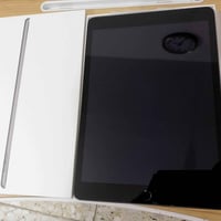 ايباد 9 • ٦٤ • بطاريه ٨٤