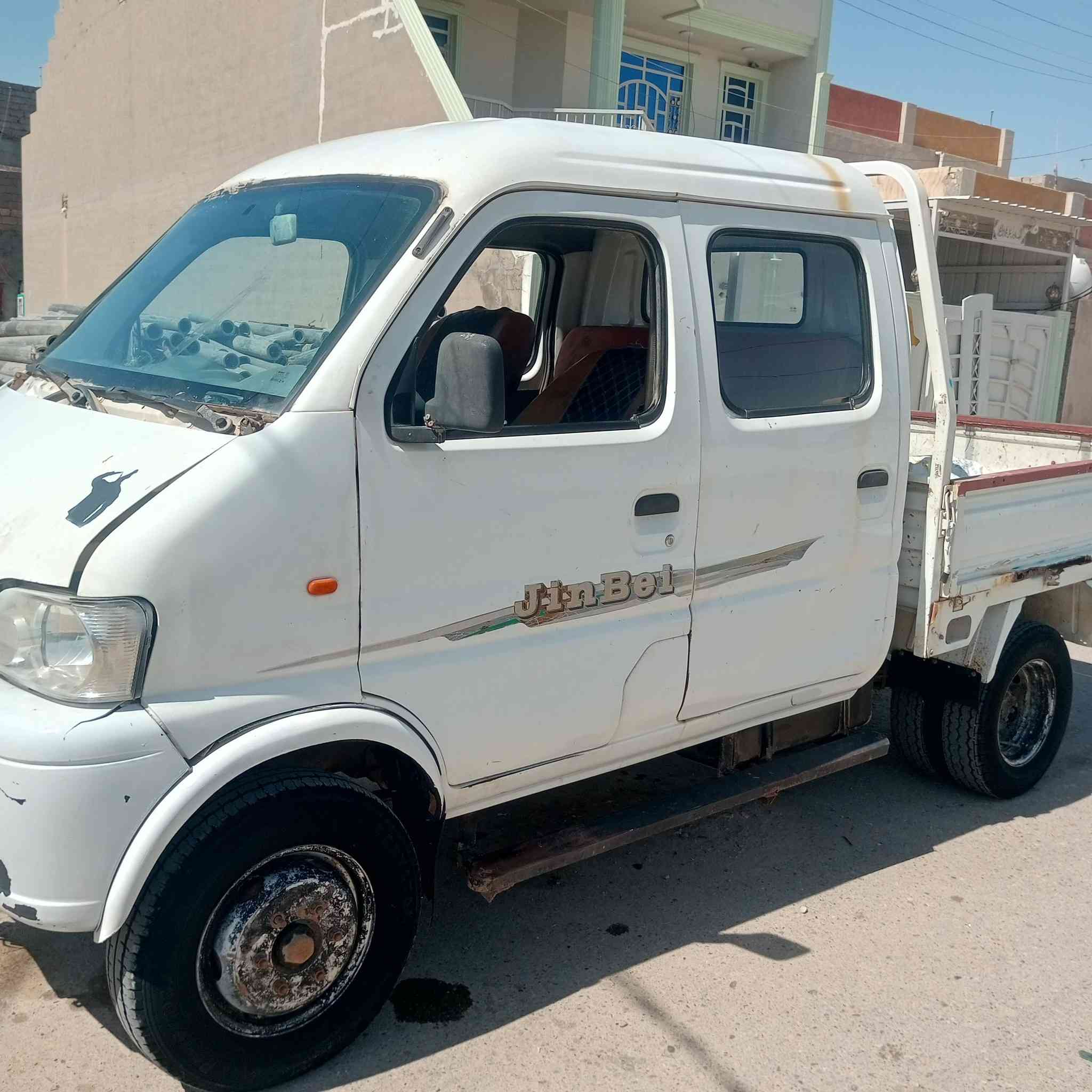 السلام عليكم بكم جنبي للبيع جير مكينه شاصي واكسين مقفول سعر 35 ورقه وبها مجال شيء بسيط***********‬‏

