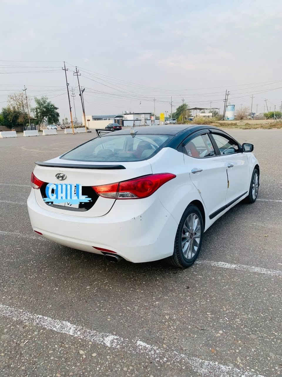 السلام عليكم للبيع  الاانترا  مضلع. موديل 2012
ادوات ادوات مكصوص ☝️

فول الفول بصمه 
اسلايت 
شاشه 
كامرا 

محرك 2000
كير محرك شرط 
ويل رياضي 
تخم تاير 
صدر ٦٥ ٪؜
كلشي شغال بيها سياره نضيفه 

السعر  46 وبيها مجال 

مكان السياره
 صلاح الدين 
الضلوعيه 

***********
