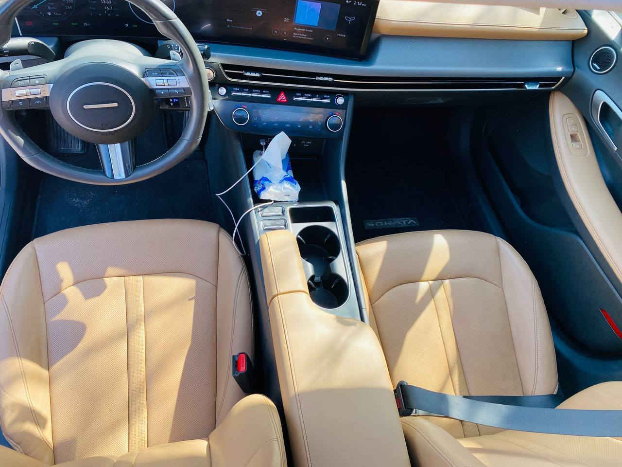 يالله اللهم صلي ع محمد وال محمد
سوناتا 24هايبرد لمتد لمتد اعلى مواصفات بالامريكي 
للبيع فقد 
السياره فحص موقت باسمي تترقم اي محافضه 
حادث خفيف 
كفاله من التبديل والشواصي والغود والفتح حتى الحداديه مكفوله  فقط ارباكات ما مسويهن للمعلومه فقط قبق دركه مبدله 
صوره الحادث والسونار وماشر اني بيه صبغ  حافه البنيد وحافه الجاملغ
اي استفسار موجود واتساب 
عنوان نجف 
***********
السعرر ٢١٠ وبيه مجال قليل
