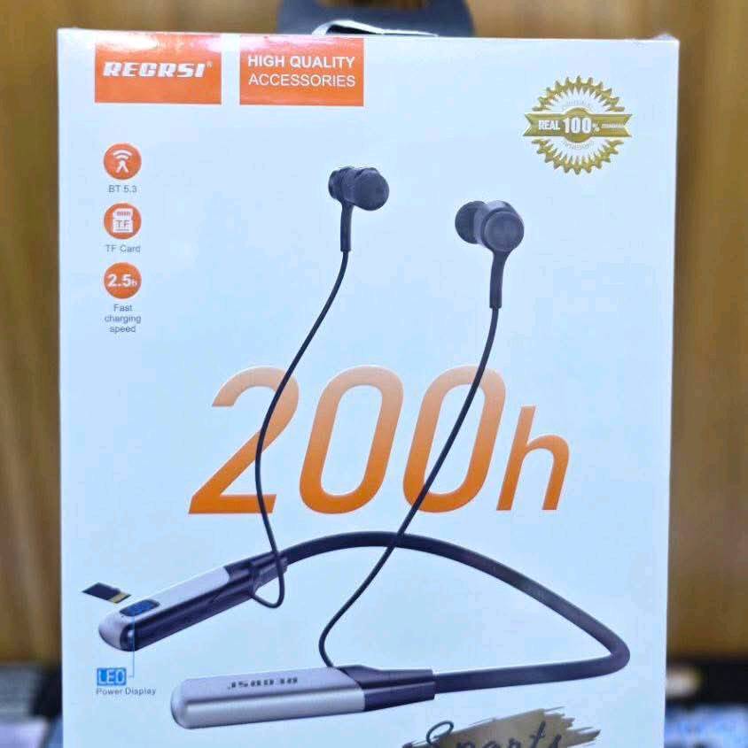 للبيع سماعات بلوتوث ريجرسي حديثة مع بلوتوث 5.3 وشحن سريع وقارئ كارت TF. تقدم أداء ممتاز مع 200 ساعة من الاستخدام المستمر. مناسبة جداً للتمارين الرياضية والاستخدام اليومي.