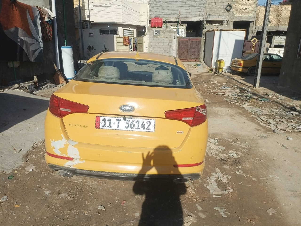 سلام عليكم سياره للبيع 2012 رقم الاماني جديد هزه جديده سياره بيه شرحه جاملغ خلفي سعرها 75 سياره باسمي فول مواصفات عده فتحه  الاتصال *********** مكان كربلاء
