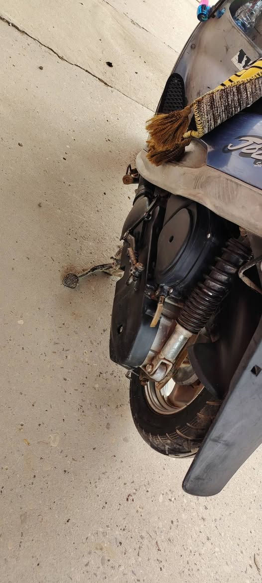 ماكس منغولي مديل ٢٠٠٣ للبيع  دراجه كهربائيات كلهة شغاله نكره سلف الديوانيه حي العسكري مستعجل عله بيعتهة كلش ***********
