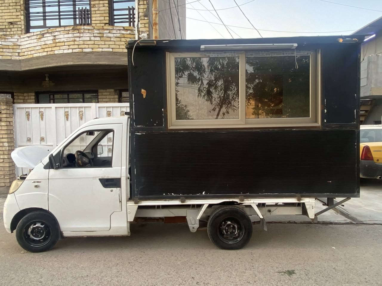 السلام عليكم ورحمه الله وبركاته كيا شيري 2011 للبيع السياره باسمي تحويل ثاني يوم 
سياره نضيفه وجاهزه ومحرك في حاله جيد جداً السياره مال مشروع على باب الله وجاهزه راساً تفتح 
السعر 39 ورقه مكاني بغداد الدوره 
لاستفسار  *********** 
غير متواجد ع الفيس
