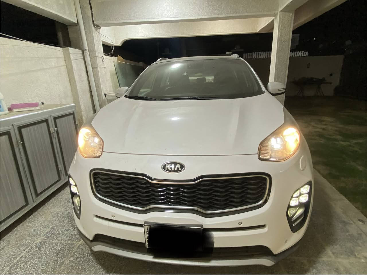 سبورتج للبيع                                                                                  موديل 2019

خليجي Gt L
مكفولة كفاله عامه
عدا رصعتين بالباب الامامي والخلفي عكس السايق

ماشية  86644 km 
خليجي فول مواصفات Gt L 

للتواصل ع الفيسبوك  او للاستفسار  ع رقم 
*********** (مكاني بغداد)
