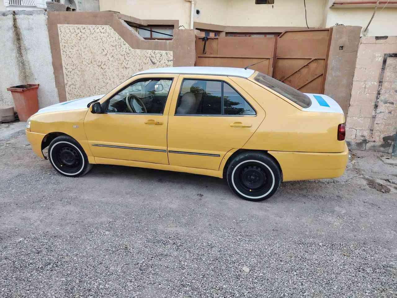 شيري كوين رقم بغداد انكليزي بشرط تحويل مصفره من كلشي. مكفولة فقط بي ظربه صغيره من جاملغ كير محرك يارس سعره 35 مكان ديالى خانقين رقمي *********** خناقين, ديالى
