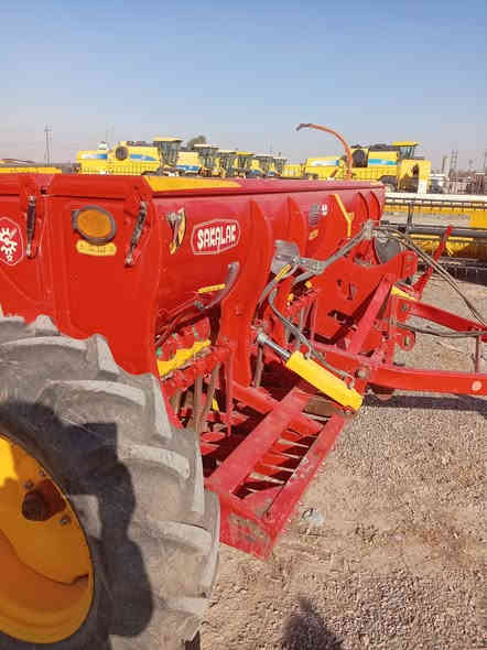 للبيع كافت الاليات الزراعيه عنوان كركوك مفرق شوان *********** ***********
