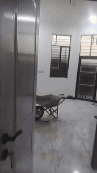 سند ٢٥ طابو زراعي • ١٠٠م • خلف جامعة فريحه