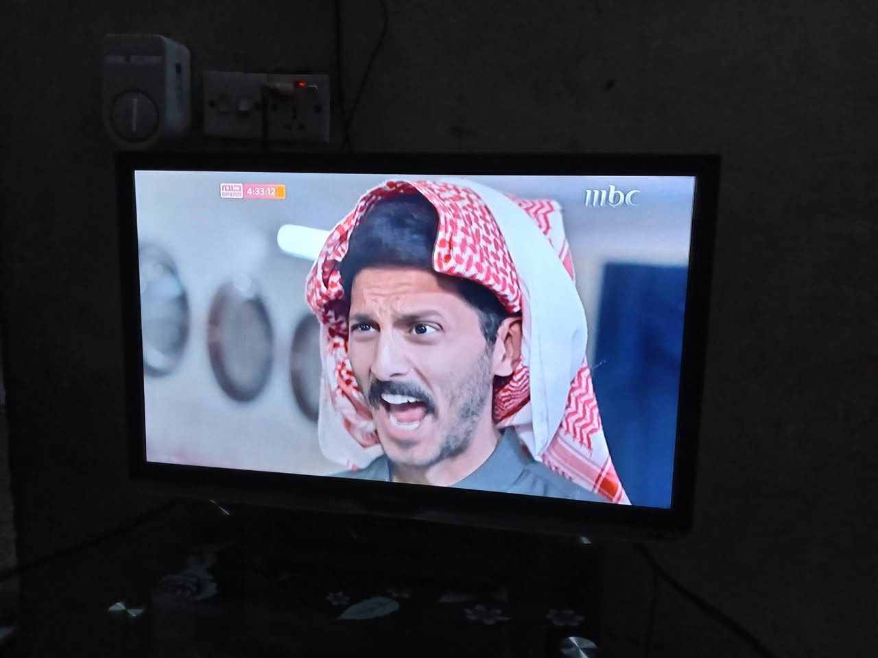 بلازمات عدد 2 للبيع ا للتواصل ***********
