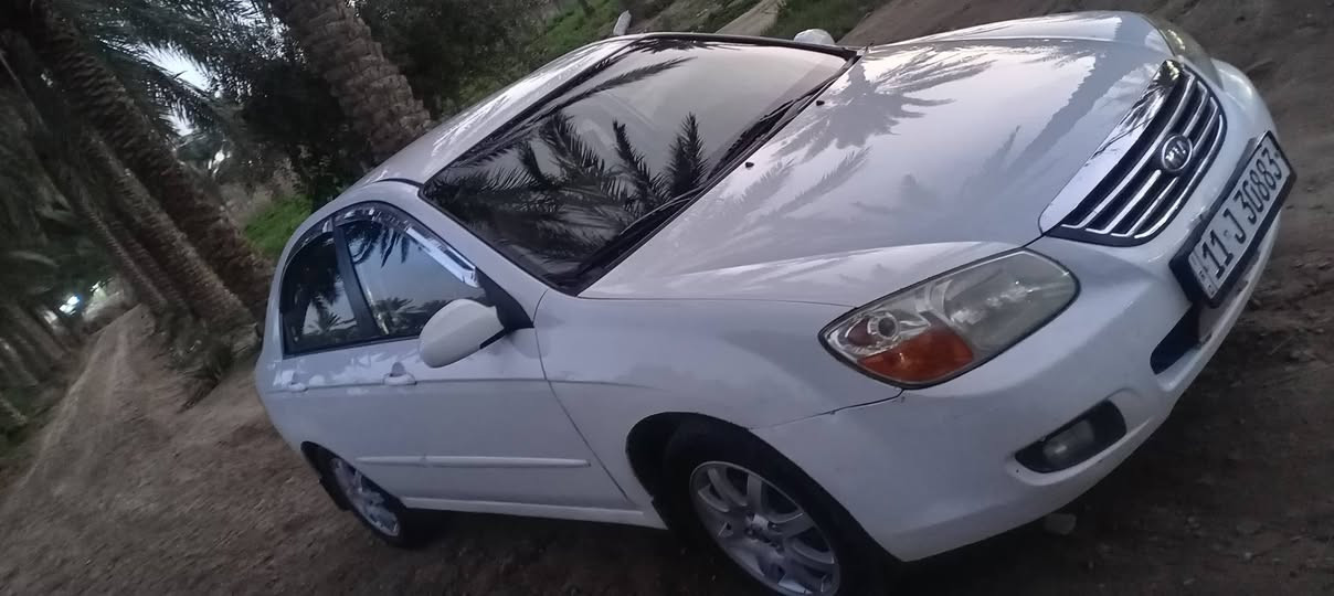 كيا سيراتو 2009خليجي بغداد انكليزي بسمي سنويه ل 2030 بيه قطعتين رصبغ بدون حادث سيارة جاهزه تبريد حداديه تخم تاير ادامه كامله مكانه بابل منطقة خيكان ممتواجد عل الفيس اتصل ***********
