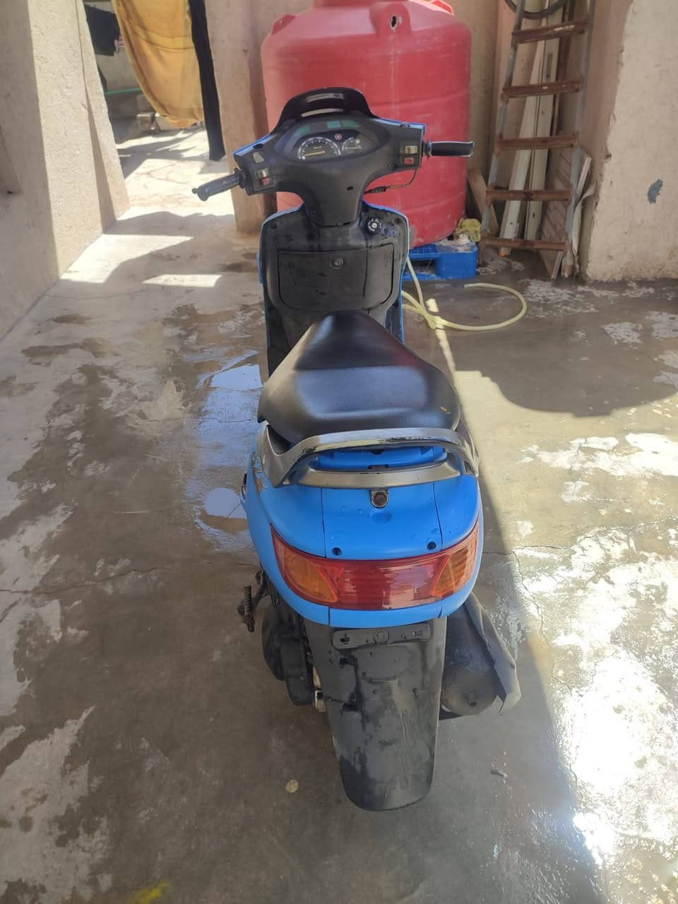 للبيع البصره الزبير
السعر 500 وبيهه مجال 
المكينه مفتوحه مره وحده مكينتهه ناعمه 
الدراجه مكفوله  بعدهه جديده 
***********
