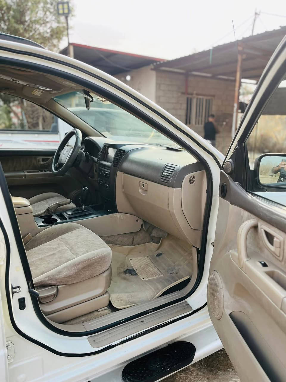 سلام عليكم
سورنتو خليجي 2006
صبغ حزام بدون دواخل
كير ومكينه كفاله
تاير وصدر امامي خلفي خير من الله
تدفأه تبريد بشرط
رقم ديالى شرط التحويل
***********
