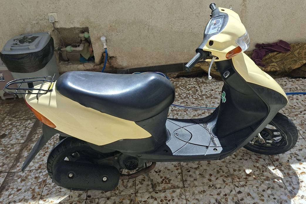 دراجه ساسوكي نضافه 100% صارلها شهر طالعه من الوكيل كهربائياتها كلهن شغالات السعر 500 يتصل *********** عمارة, ميسان
