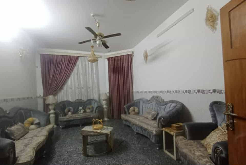 دار للبيع طابو زراعي سند 25 الموقع حي الكرامة خلف الضريبه من جهة حي الطيارة المساحة 170 متر طابقين الطابق الاول غرف نوم هول صالة مطبخ ومجمع صحيات وكراج سيارة الطابق الثاني 2 غرف نوم هول ومجمع صحيات
للاستفسار مكتب النبل للعقار والبناء والهندسه 
*********** واتساب 
***********
