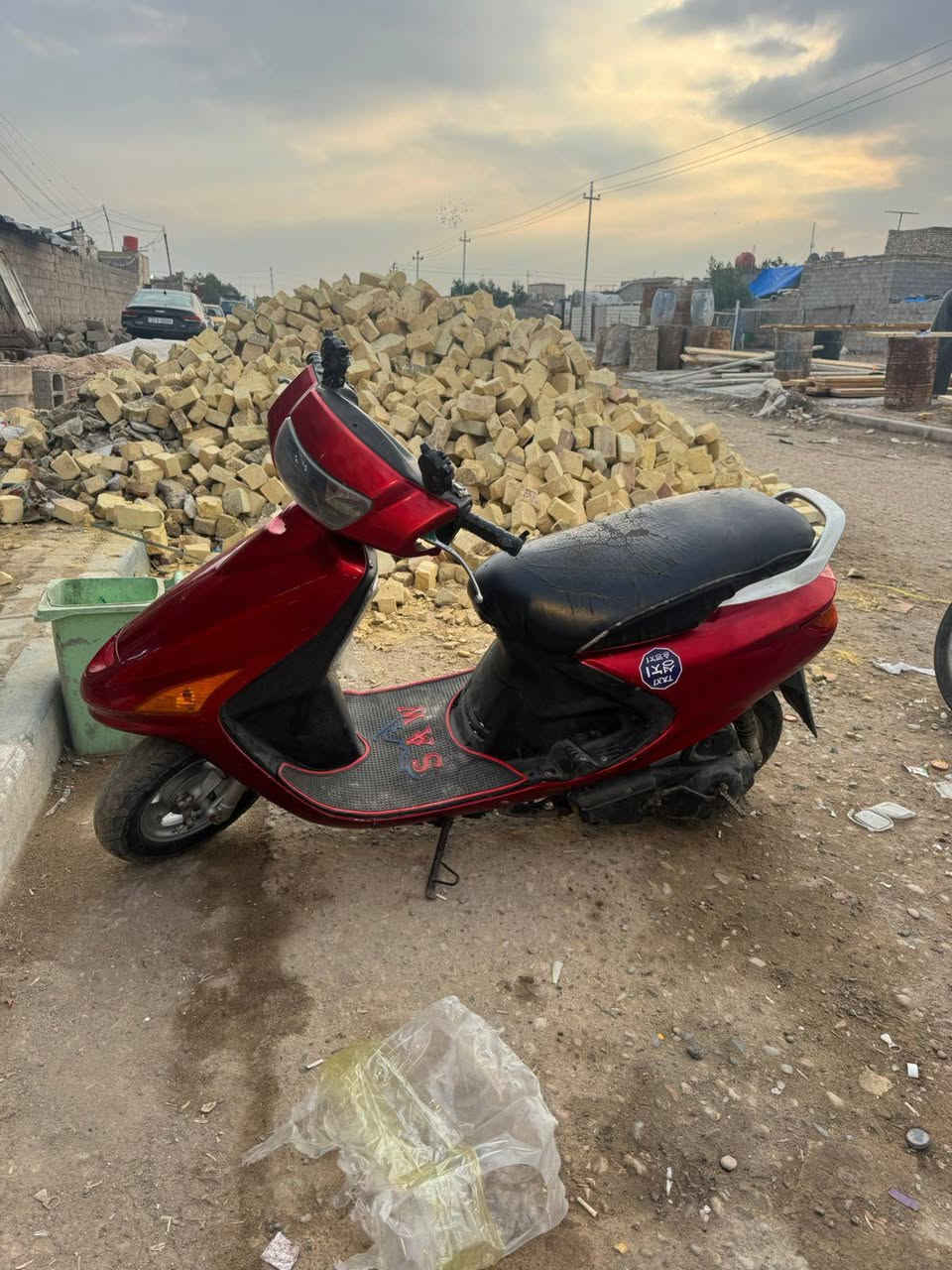 فراشه أوراق مشيهه حلو كهربأيات شغاله نكره سلف سعرهه275 العنوان ميسان للستفسار ***********
