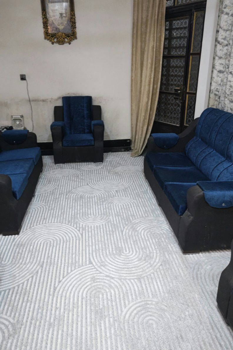 تخم قنفات للبيع 5 قطع 10 مقاعد السعر 425 
للتواصل:
***********
