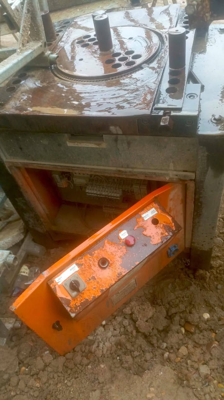 سلام عليكم شباب عندي مكص وعواجه للبيع سعر خاص رقمي 
***********
