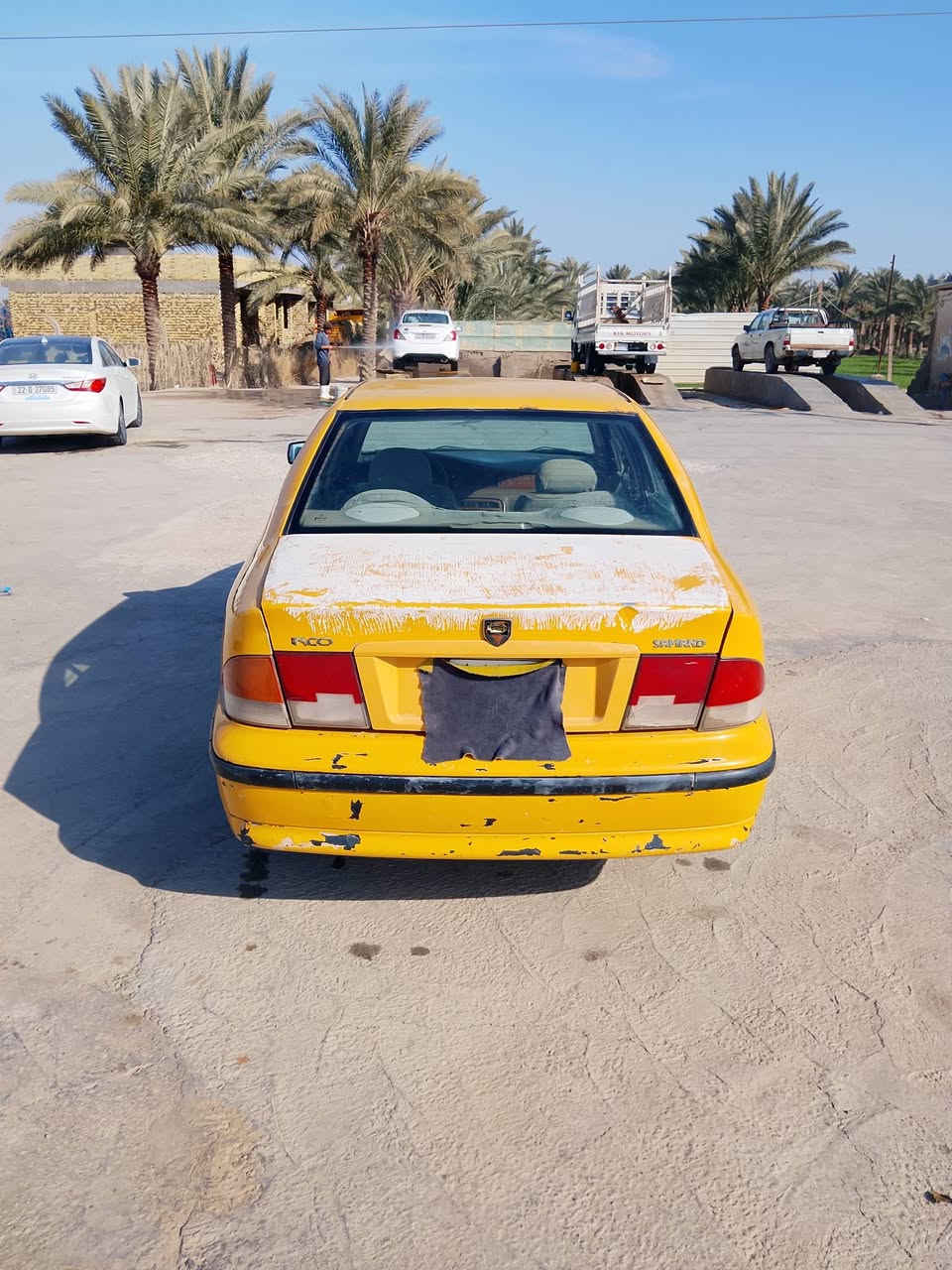 سلام عليكم شباب سياره للبيع موديل 2011 سياره بلاديه لاضربه والا تبديل رقم واسط ألماني مكينه وكير حلوات تخم تاير جدد كهربائيات كلها شغاله هيئة مصفره وصولات خط وبحث سياره على وضع البلاد السعر 17 وبيه مجال للطيبين للاستفسار الاتصال على *********** مكاني بابل قضاء الكفل الخاص مغلق اتصل وخادم
