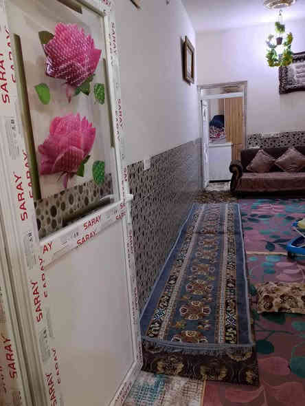 دار للبيع كركوك واحد حزيران قرب حصو رمل  100متر طول قاط واحد ويه بيتونه واجها البيت فول سراميك مطبخ استقبال وغرفه نوم وصحيات سعر 56 بي مجال ***********
