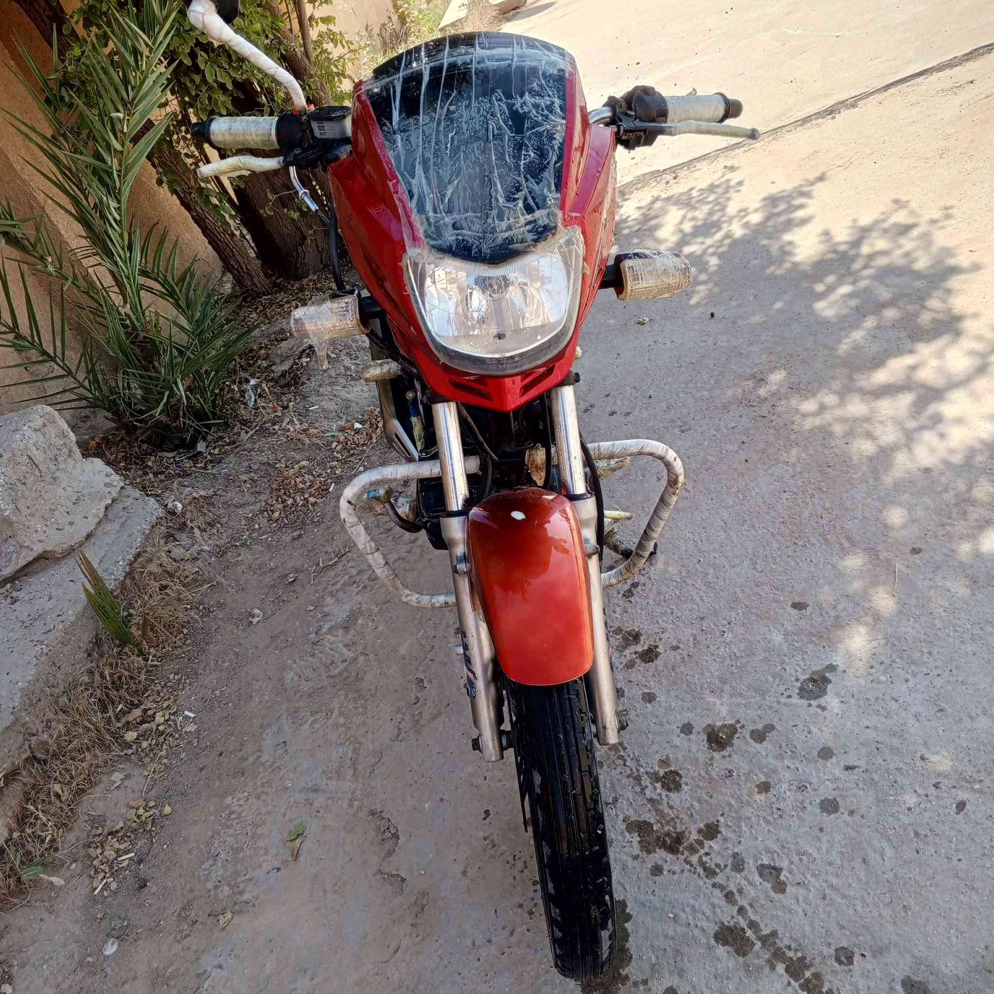 موديل 19 مگمرك وراق كامله مال گمرك 
سعرة 850 وبي مجال شراي بصيط


**إذا كنت صاحب هذا الإعلان وتريد حذفه لأي سبب، رجاءا أرسل رسالة إلى الدعم الفني**