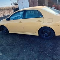 كورلاء موديل 2009 سياره بيه قطعتين جاملغ يمنه جاملغ يسره  بيون كص بدون...