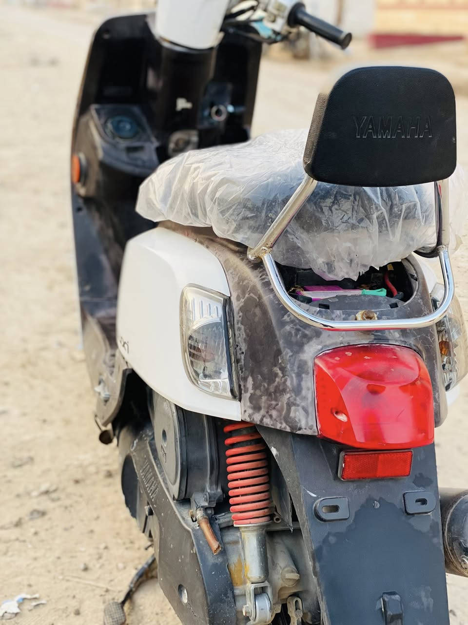 السلام عليكم
دراجه ماكس بوليس للبيع
نوعها مسطرا نوزل 
الدراجه نضيفه بمعنى الكلمه
كهربائيات كلها شغاله
السعر 625 وبيها مجال 
المكان حله قرب مجسر الثوره 
هـ ***********
