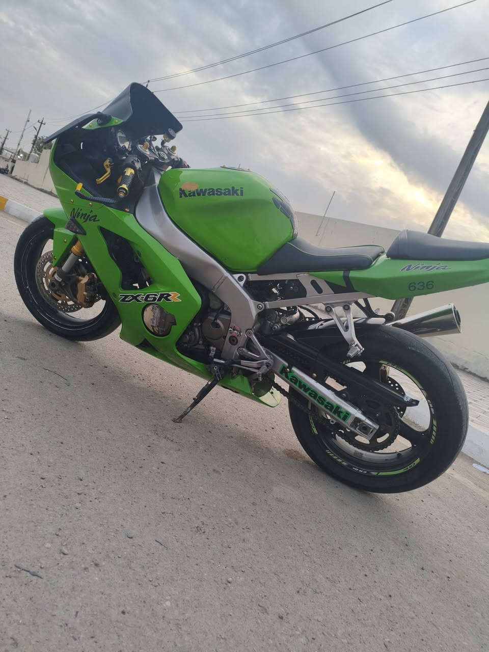 كاوسكي 636 2004 دراجه كفاله عامه مفتوح كور فقط مبدل ضاغطه وزنجيل رياضيه سعر 30 وبيها مجال شراي اتصل ‏‪0772 467 0414‬‏
