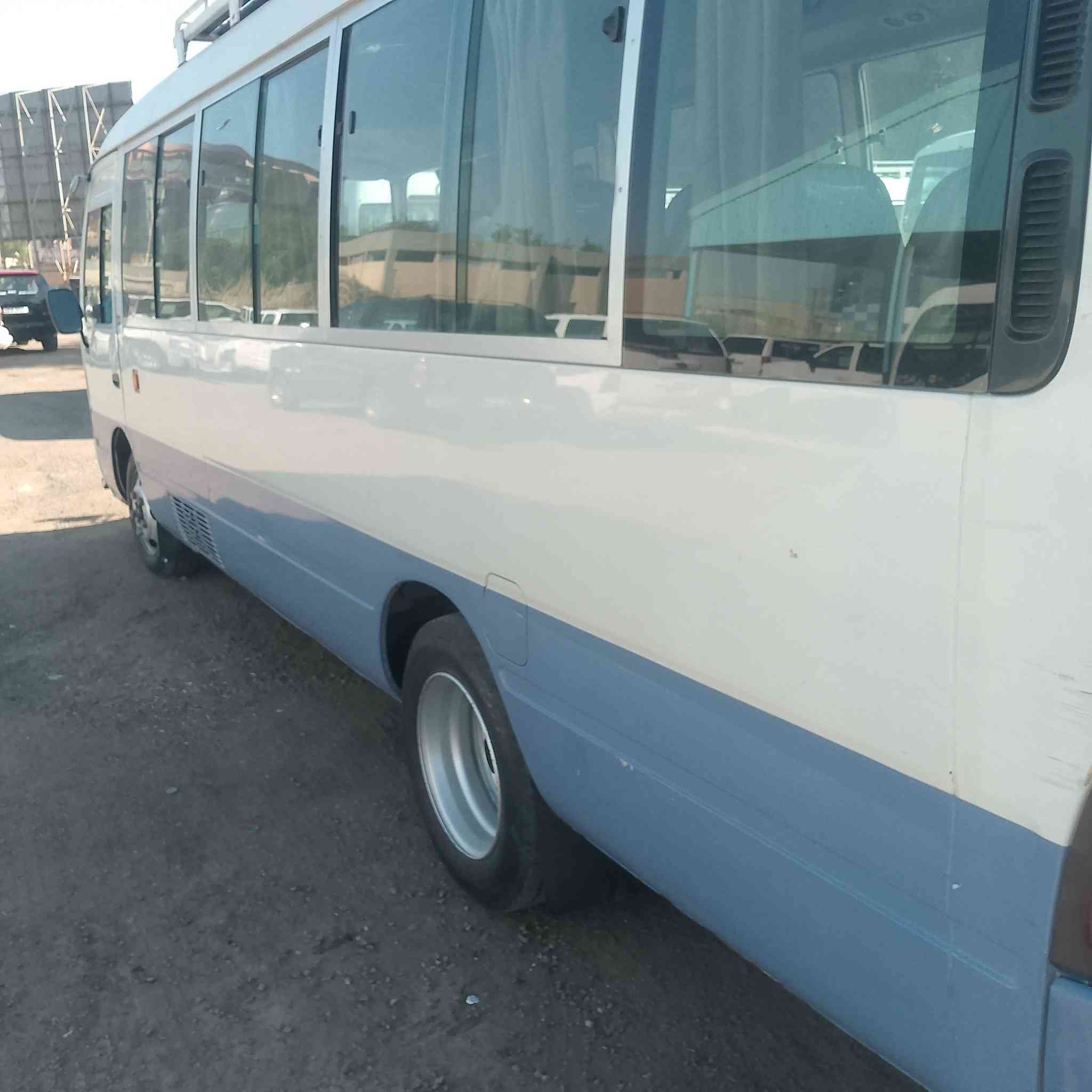 السلام عليكم كوستر 2008 تخم تأير جديد ويل ناصي مكينه صندوك اكسل كير كفاله صدر جديد منضومه غاز رقم بصره انكليزي بسمي مكاني بغداد السعر 240 وبيه حك الجيه ***********
