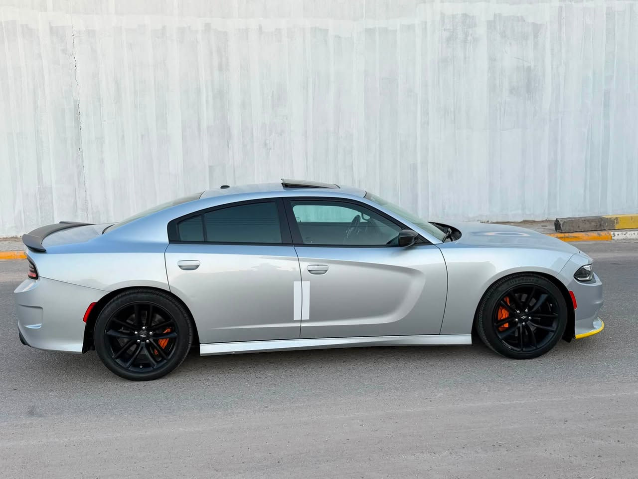 جارجر للبيع 2022 GT

خليجي وكاله هارلم 

جيتي بلاص اورنج  
مكينه 3600
رقم بغداد بسمي 

ماشيه 44000 Km
بيها صبغ 3 قطع 

سياره على وضع الشركه
كاعيات شركه كتلوكات 
جاهزه بدون نقص 
مكانها سماوه 
السعر 275 $

***********
