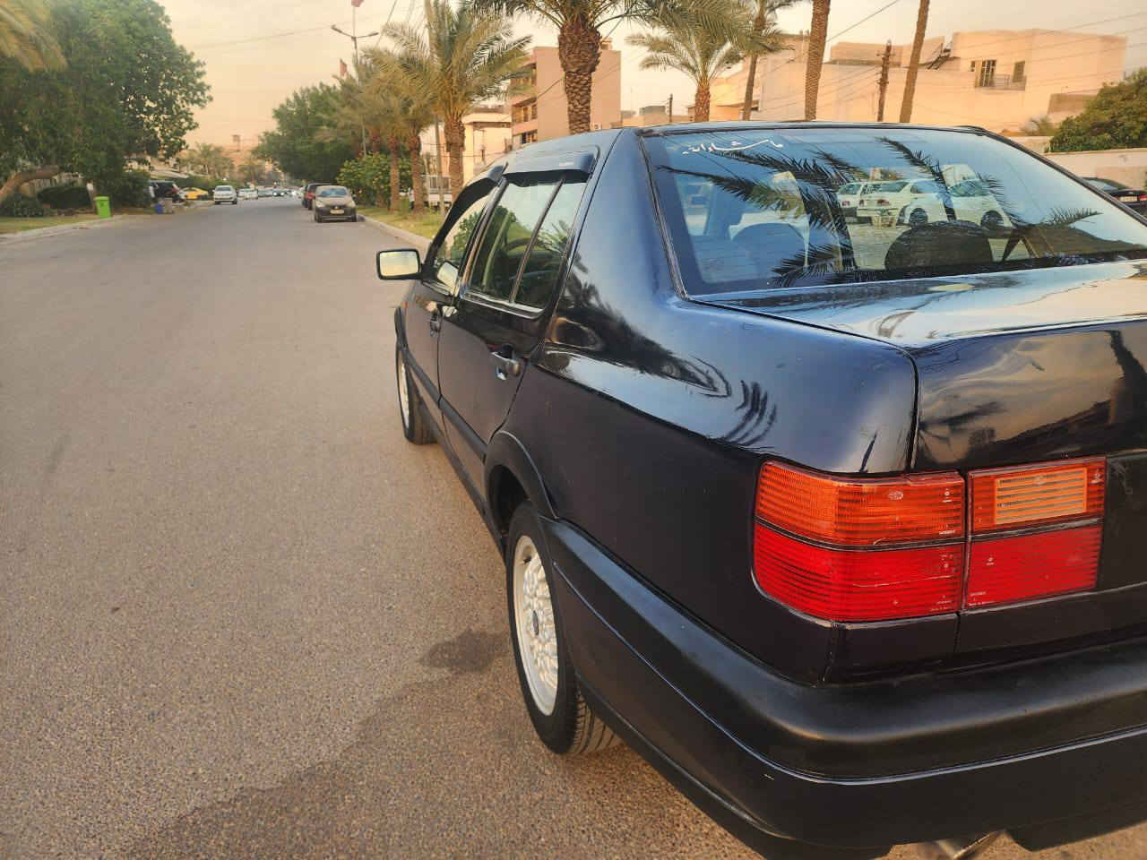 للبيع كولف فنتو
موديل 1992 
محرك 2000
محرك وكير جيد جدا
كير اوتماتيك
تبريد شغال ثلج
صدر جديد
كهربائيات كله شغاله
اي نقص مابيهه
سنوية جديدة
رقم بغداد انكليزي باسمي
السعر 43 وبيهه مجال بسيط
المكان بغداد السيديه
للإستفسار ***********
او *********** بغداد, العراق
