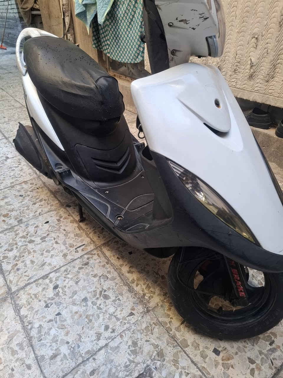 سلام عليكم ماكس عدله مكفوله من كلشي عله البلاد للبيع فقط سعر 600000 الف وبيه مجال قليل العنوان بغداد الكماليه ***********
