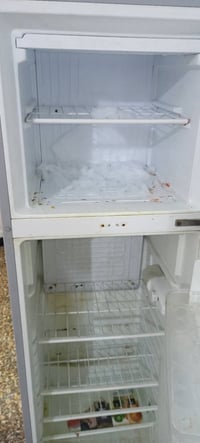 ثلاجة ومجمدة • شغلهم مضبوط • تجميد ممتاز