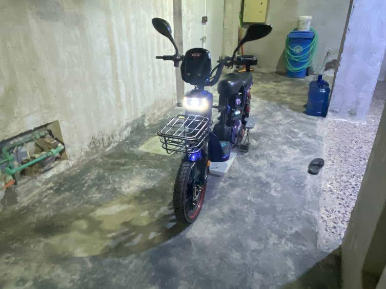 السلام عليكم درجه شحن اكبر حجم سرعه 75 حقيقي 60 شرط النضافه صارلي اقل الشهر من مشتريه دراجه فول الفول مسجل بيه السعر 550وبيه مجال بسيط جماعه الجوه 500 لا تعلق مكاني بغداد الشعب رقم الهاتف *********** رجاً رجاً رجاً المو شراي لا يخابر وبس هاي المعلومات لااعرفه عن الدراجه لا تسئلني توصيل ما عندي
