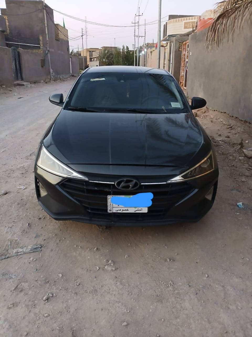 إلنترا مديل ٢٠ معوقين مثنى وكاله عامه من المعوق
جاملغ الأيسر بارد وبنيد تبديل  
ماشيه ٧٩  
السعر ١١٨ وبيه مجال
***********
