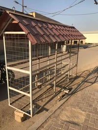 اقفاص حيوانات وطيور وكرفانات للبيع الاتصال 07810832221