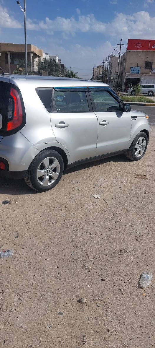 السلام عليكم
كيا صول وارد امريكي موديل ٢٠١٨

ماشية ٥١ الف

رقم بصرة بأسمي

سنوية منتهية

محرك ١٦٠٠

حادث بنيد ومدكر مبدلات وباب صبغ فقط

٣ قطع صبغ
للتواصل ***********
