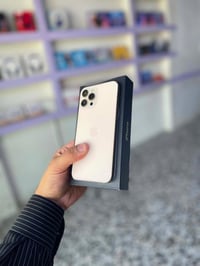 ايفون 12 برو ماكس سوق اوسط  بطاريه 100 مبدله اصليه فقط  ذاكره 256  شاش...