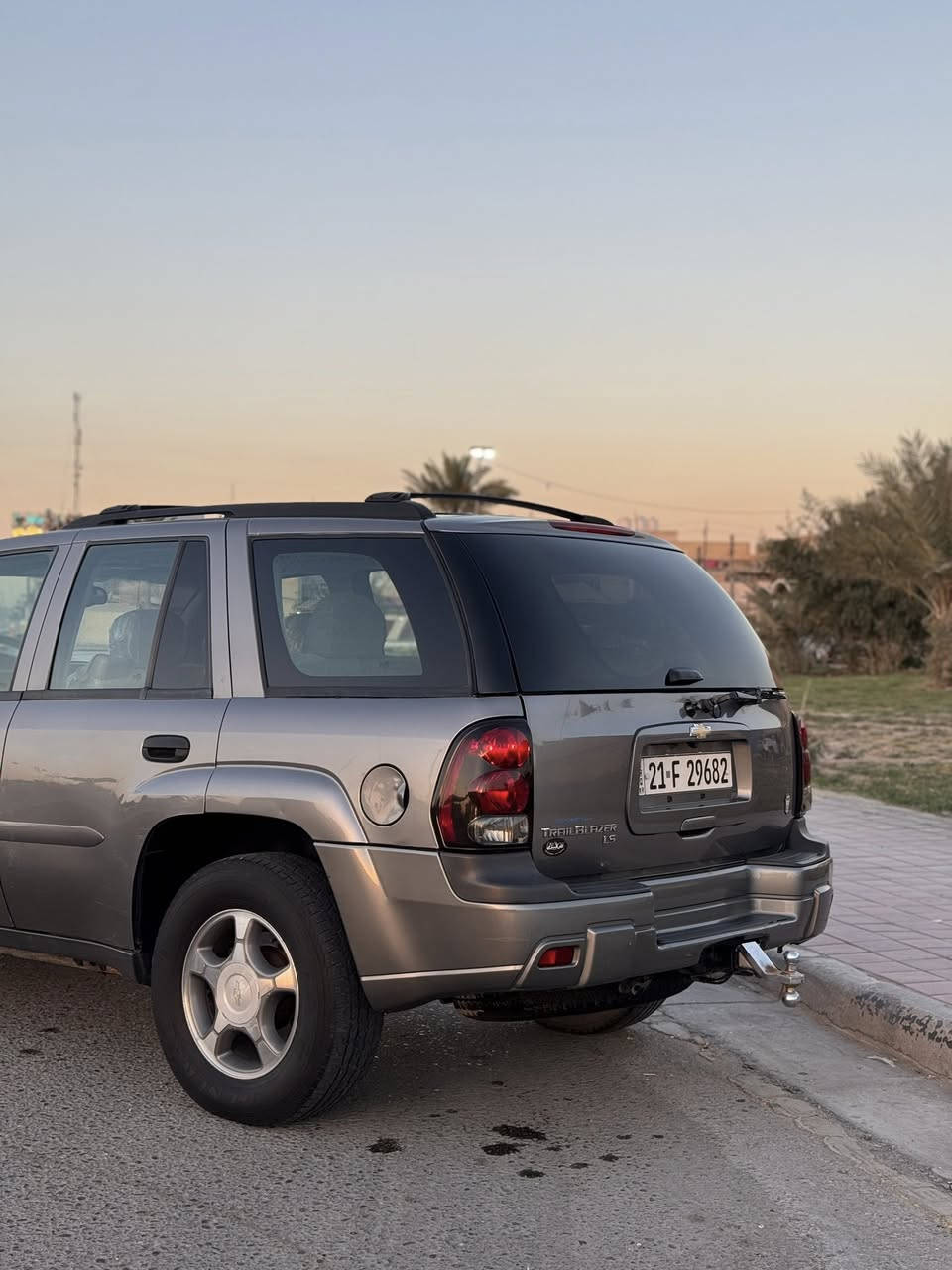 السلام عليكم
بلايزر 2006 كفاله عامه مكينه وكير وكشر
رقم سليمانيه تحويل ثاني يوم ماشيه 171 الف 
جديده ونضيفه كلش 
السعر 117 
اي استفسار 
***********
