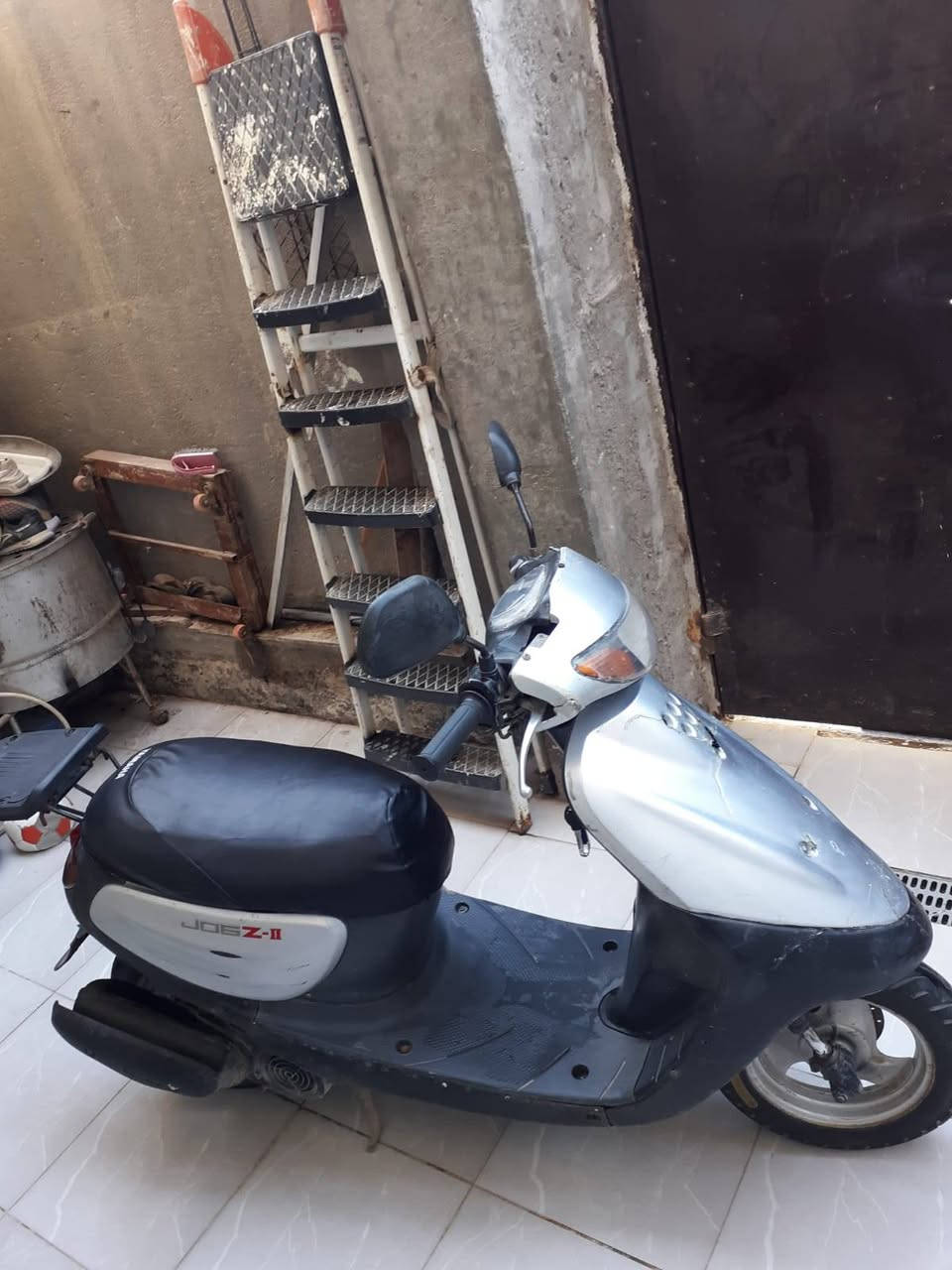 للبيع دراجة منغولي فحل شرط النظافة والشغل السعر ٢٥٠ والشراي يدلل ***********
